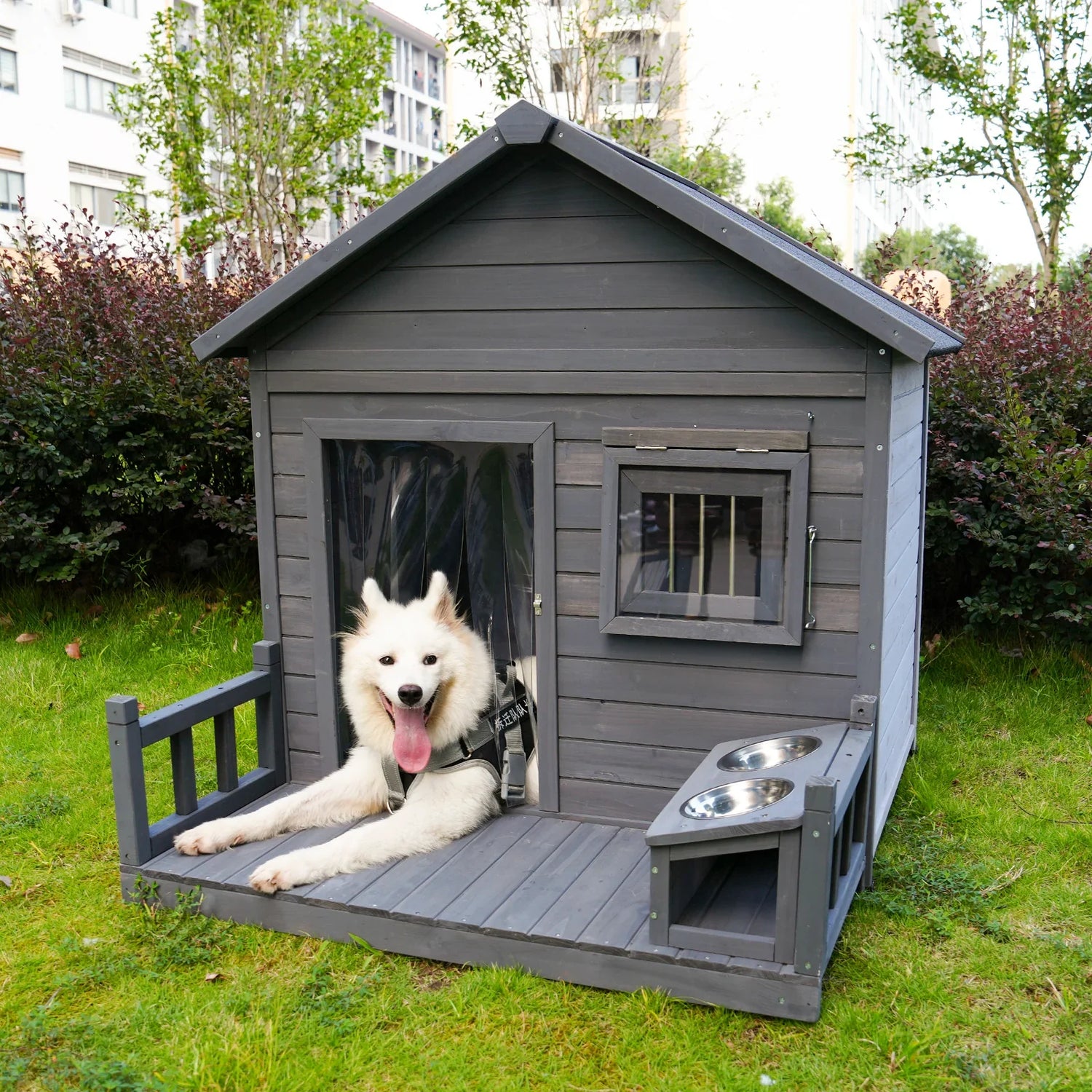Outdoor Pet House's