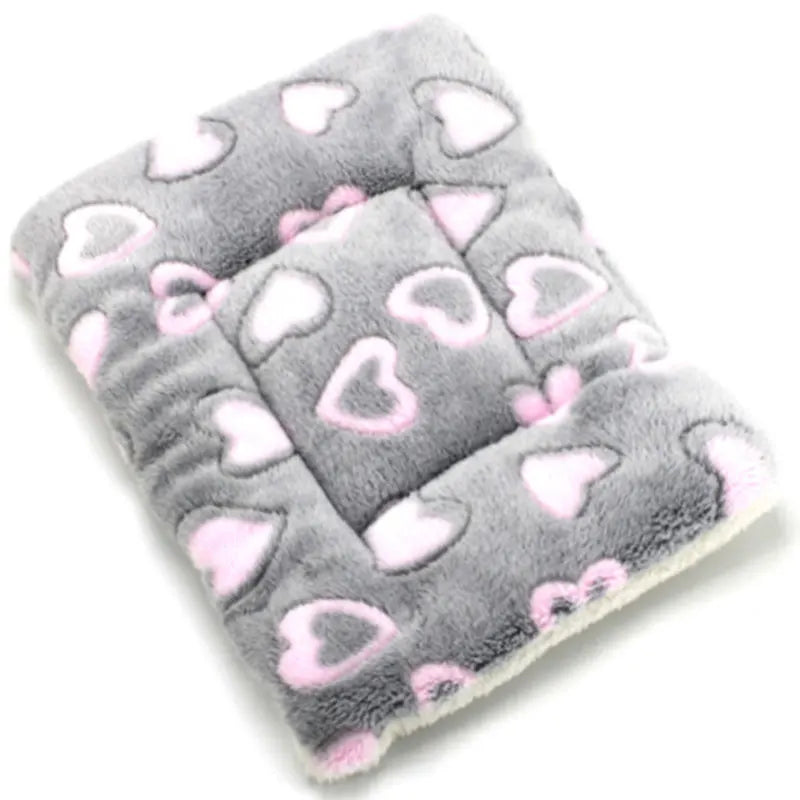 Soft Cat Bed Mats Short Plush Pet Sleeping Bed Mats for Cats Small Dogs Cute Pet Pad Blanket Warm Kitten Cushion Cat Accessories